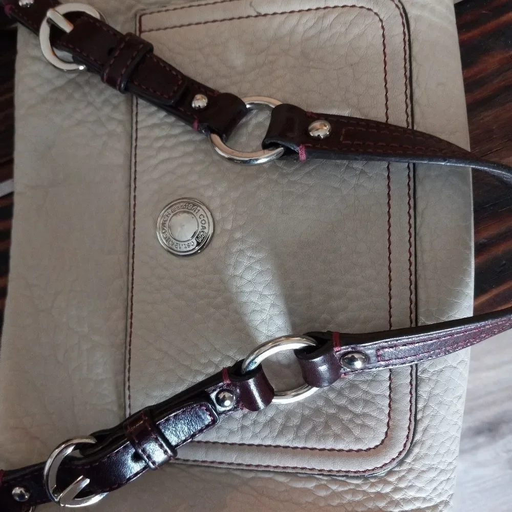 COACH SHOULDER BAG - Picture 7 of 9